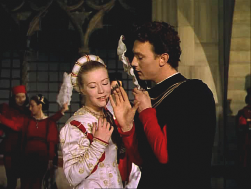 Ромео и Джульетта на балу